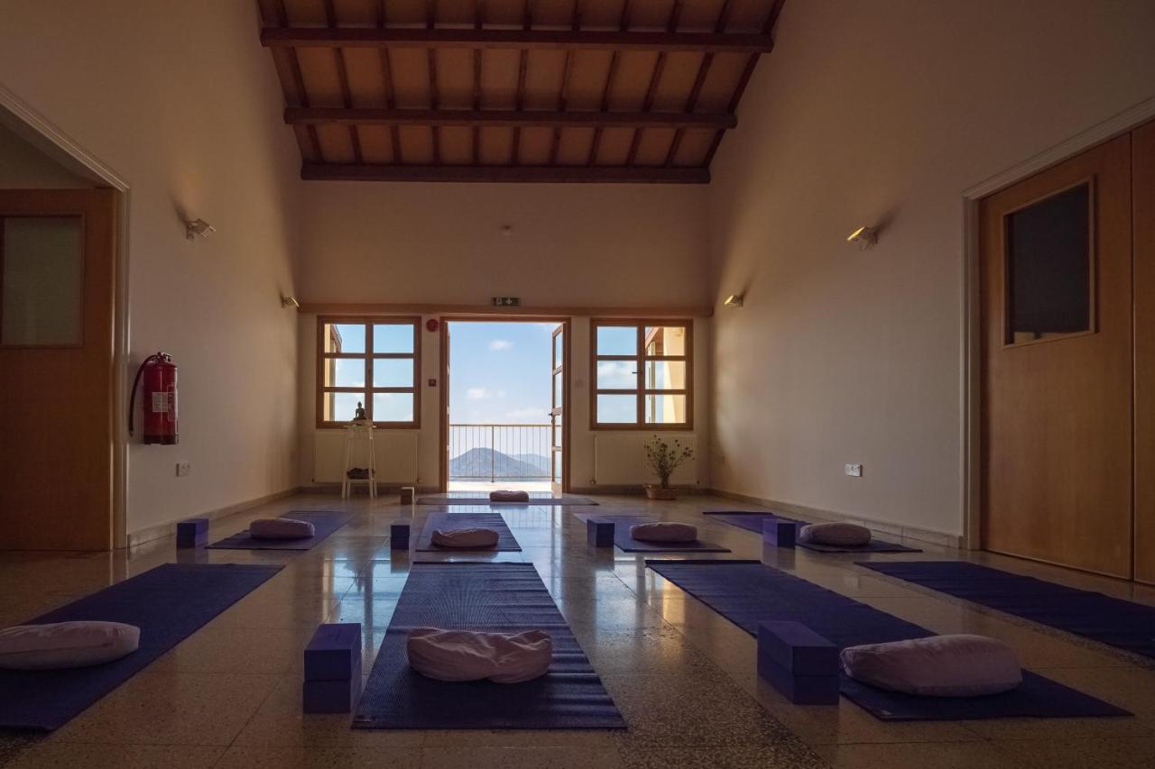 Retreat Centre Cyprus Villa Zoopiyi Exteriör bild